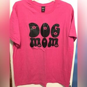 Dog Mom Tee